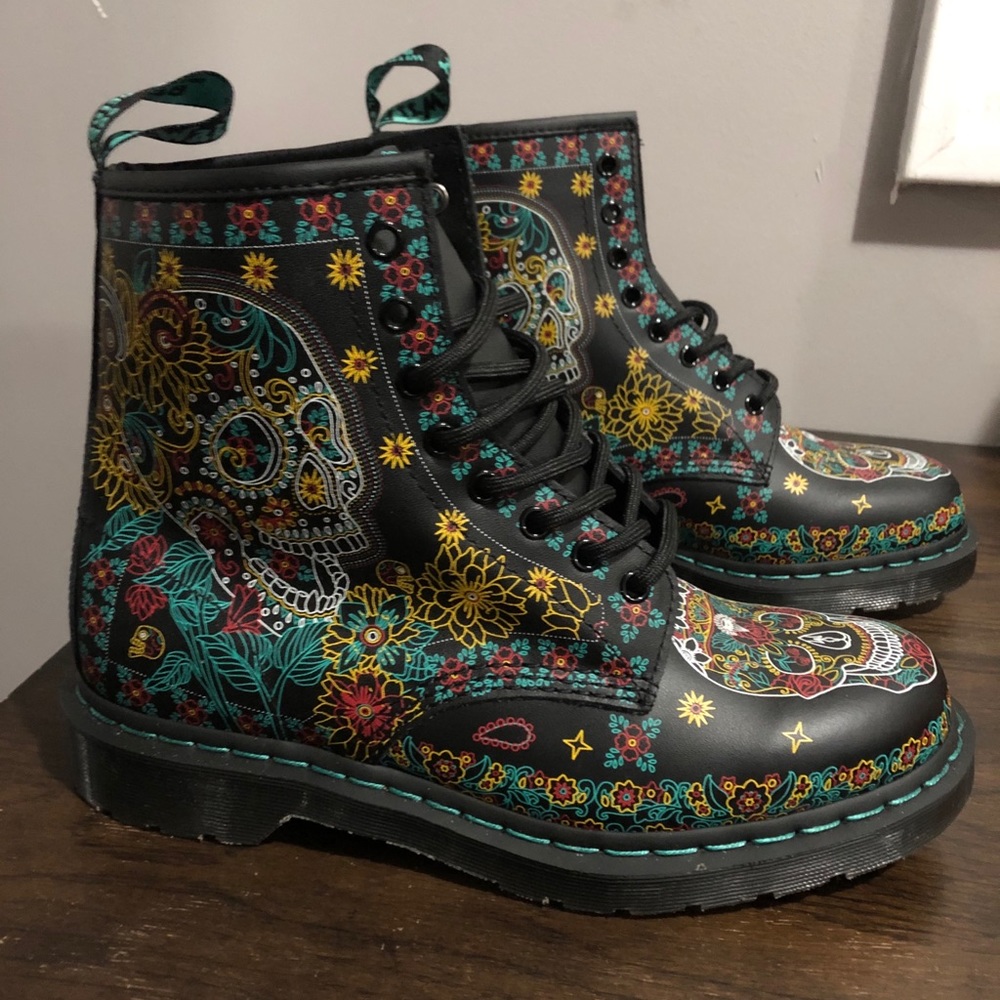 Dr. Martins size 10